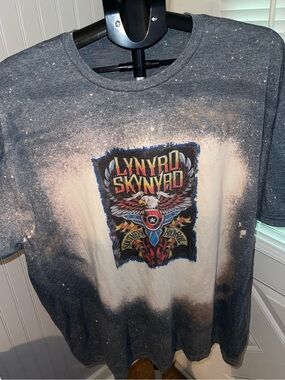 Lynyrd Skynyrd Graphic Band Tee - Black & Cream Bleach Effect